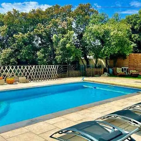 Vakantiehuis Maisonnette Jacuzzi & Piscine Sussargues
