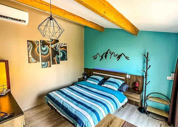 Maisonnette Jacuzzi & Piscine Sussargues